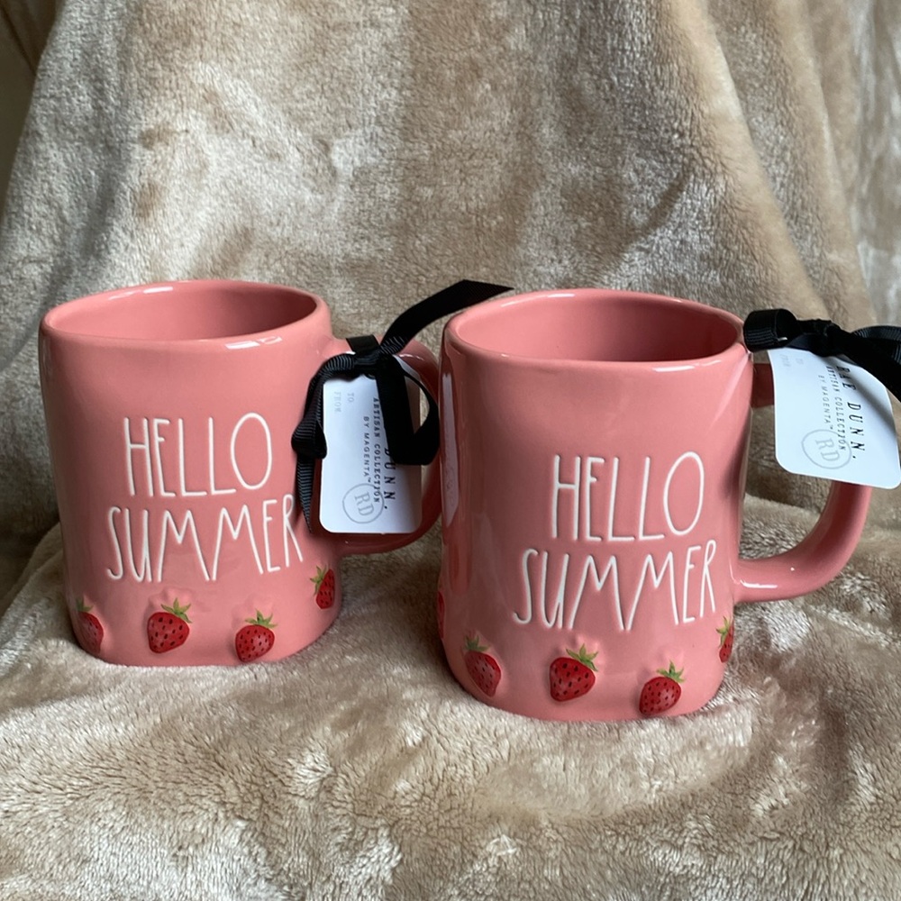 NWT Rae Dunn ‘Hello Summer’ Pink Strawberry Mug. Set of 2